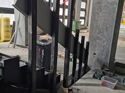 Ståltrappe lavet af ES montage service i Vordingborg